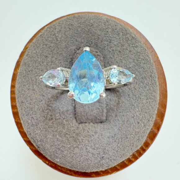 VTG Solid Sterling SIlver 925 Teardrop Blue Topaz Statement Ring Size 6 - Picture 1 of 13